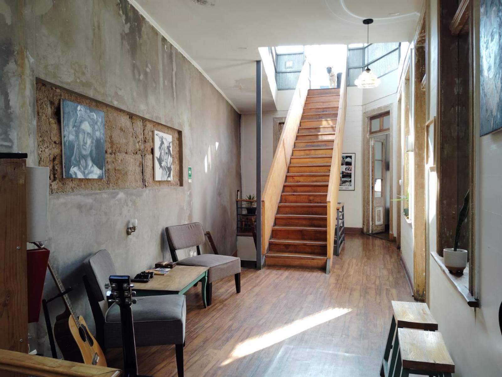 ホテル Casa Lastra ヴァルパライソ エクステリア 写真