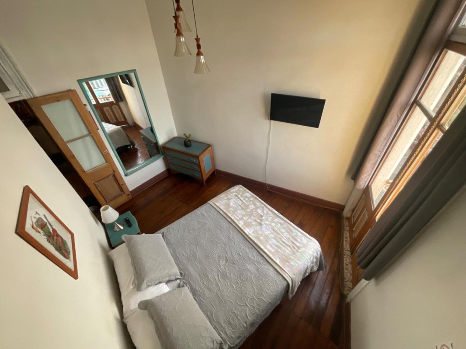 ホテル Casa Lastra ヴァルパライソ エクステリア 写真